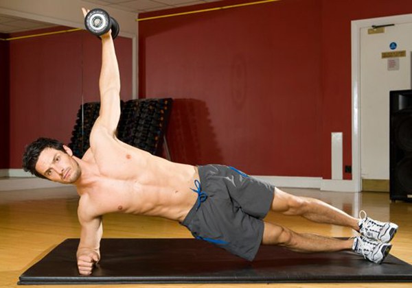 Bài tập side plank with lateral raise