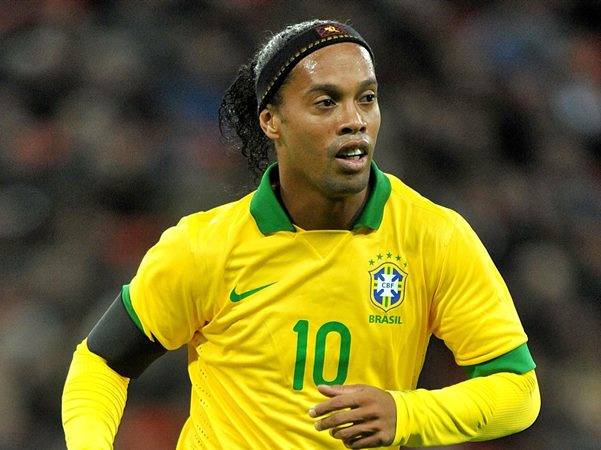 Tiền vệ Brazil huyền thoại: Những tài năng vĩ đại trên sân cỏ