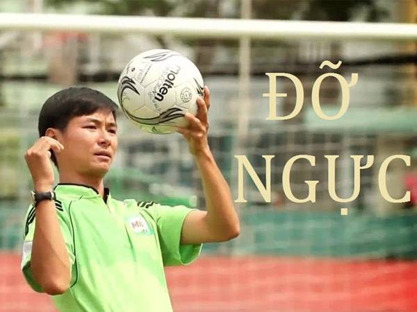 Kỹ thuật khống chế bóng bằng ngực