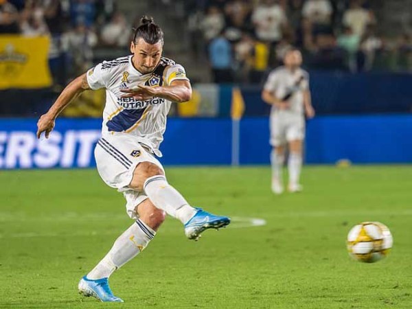 Zlatan Ibrahimovic sự ngẫu hứng khó đoán
