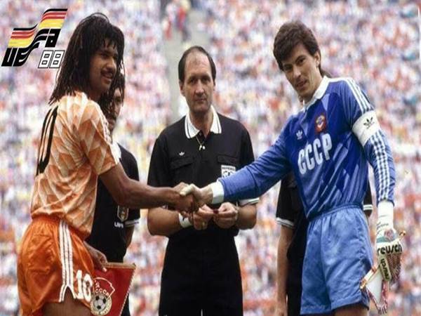Nhìn lại chung kết Euro 1988 và những dấu ấn khó quên