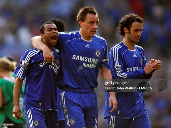 Hàng hậu vệ đội hình chelsea mạnh nhất Hàng hậu vệ đội hình chelsea mạnh nhất