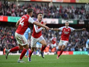 Tin Arsenal 30/11: Củng cố ngôi đầu bảng Ngoại hạng Anh