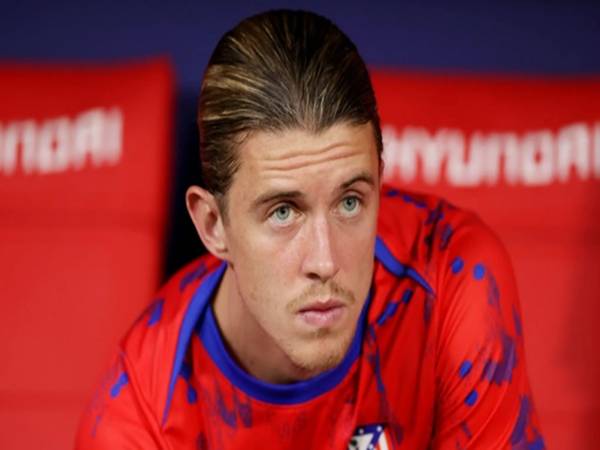 Khó khăn trong đàm phán với Atletico Madrid