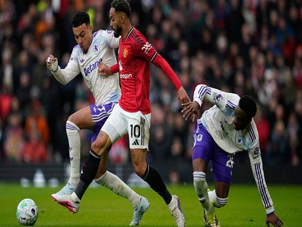 Tin MU: Quỷ đỏ đánh bại Aston Villa giữ vững vị trí thứ 3