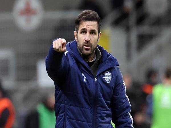 Tin Chelsea: Không nên chiêu mộ huấn luyện viên Fabregas